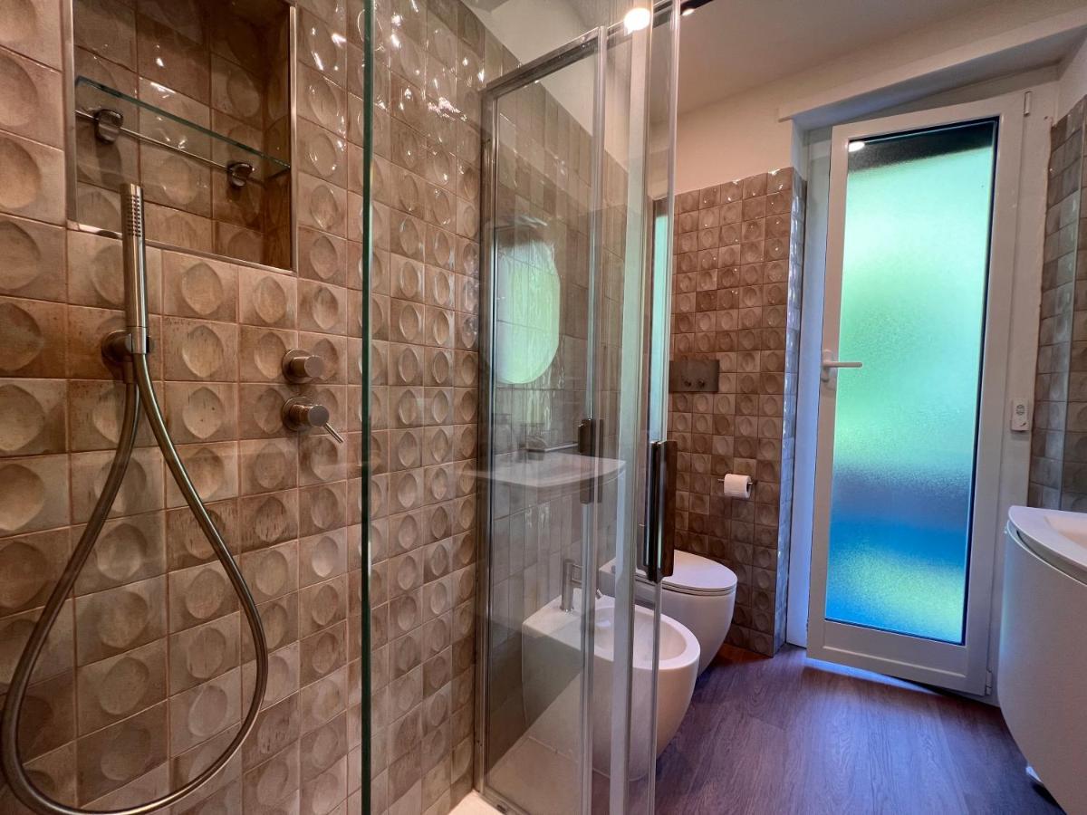 Val Di Sole 19-Iii Piano- Vista Mare- Vista Collina-Wifi 100Mg-Aria Condizionata In Tutte Le Stanze -L'Appartamento E' Stato Completamente Rinnovato Nel 2023 Rapallo Ngoại thất bức ảnh
