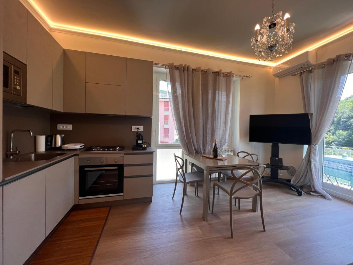 Val Di Sole 19-Iii Piano- Vista Mare- Vista Collina-Wifi 100Mg-Aria Condizionata In Tutte Le Stanze -L'Appartamento E' Stato Completamente Rinnovato Nel 2023 Rapallo Ngoại thất bức ảnh